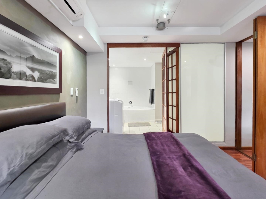 1 Bedroom Property for Sale in Cape Town City Centre Western Cape